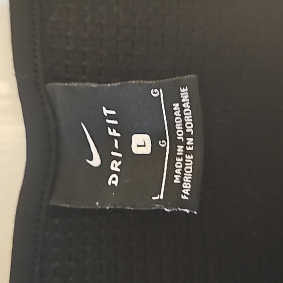 Nike Dri Fit Tshirt - Picture 3 of 4